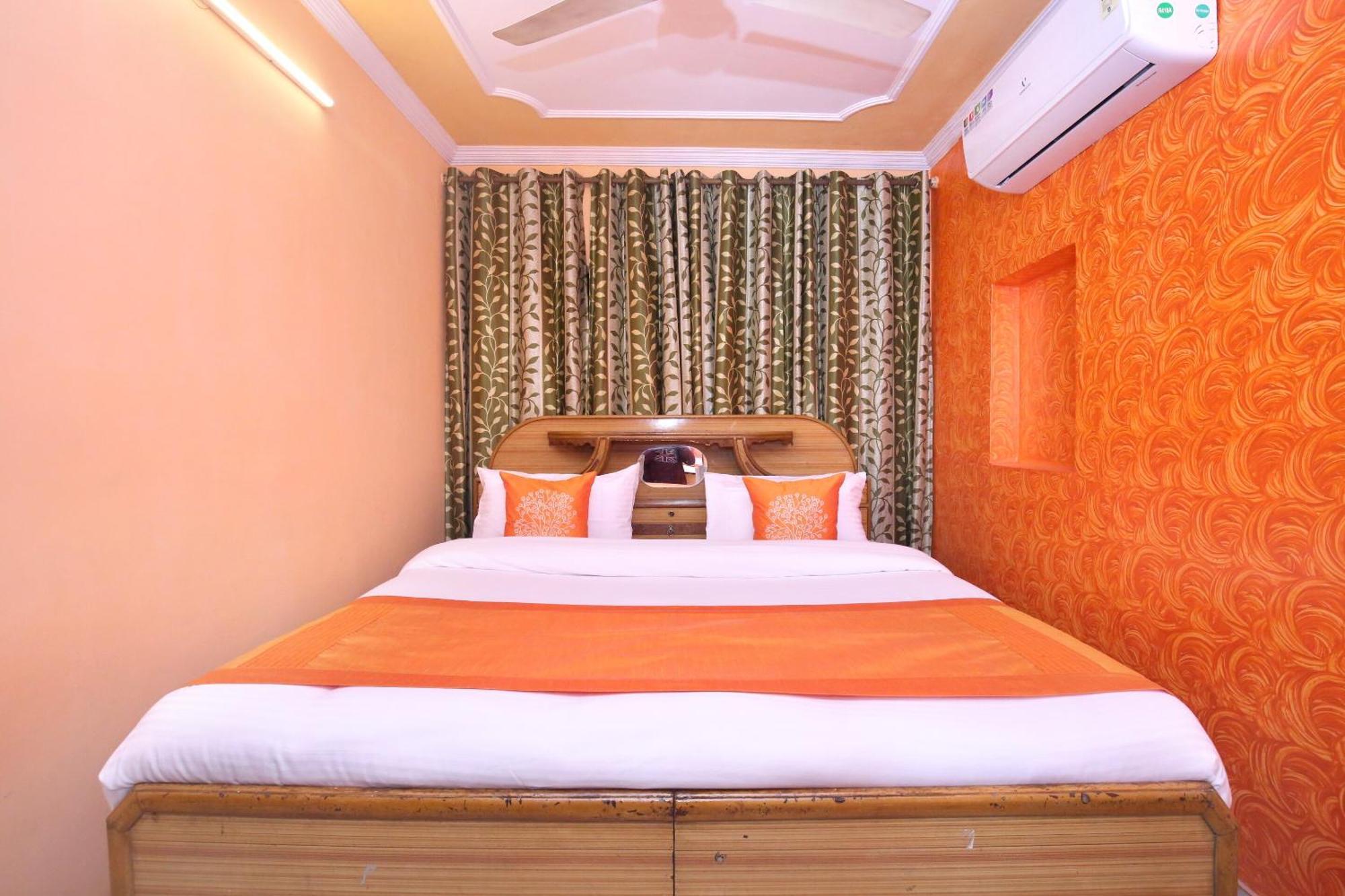 Super Hotel O Rajesh Palace Chandīgarh Екстериор снимка