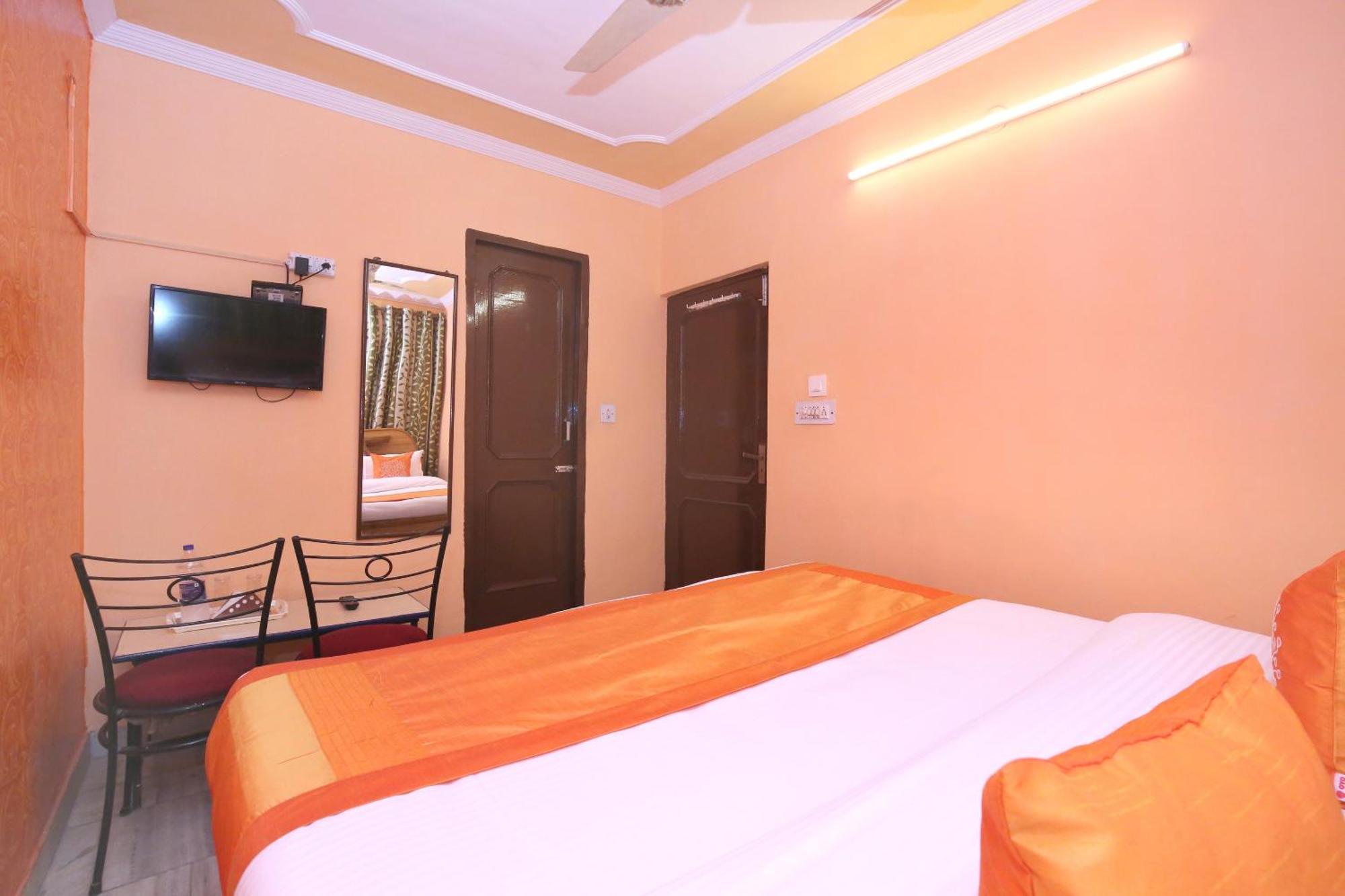 Super Hotel O Rajesh Palace Chandīgarh Екстериор снимка