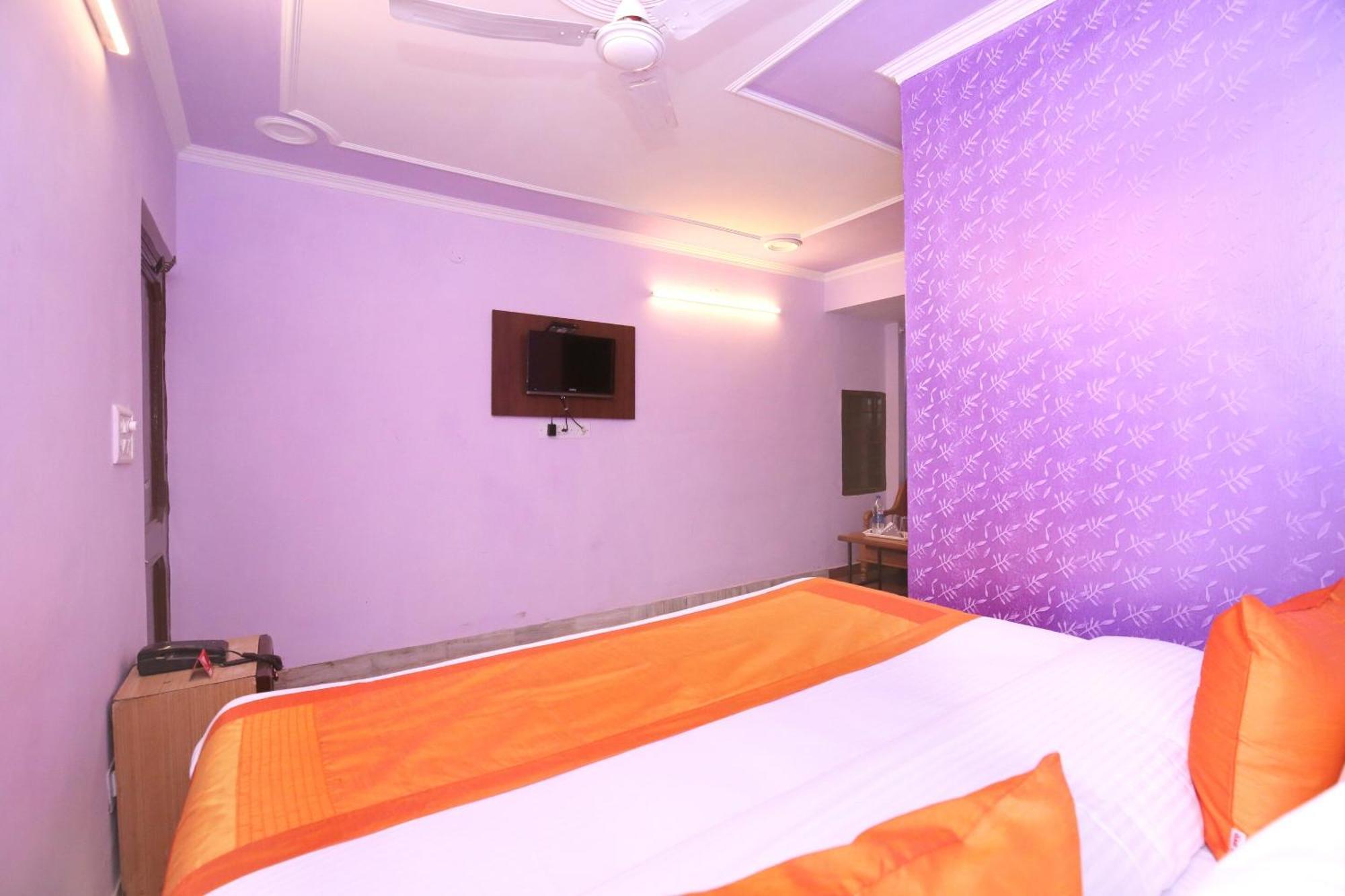 Super Hotel O Rajesh Palace Chandīgarh Екстериор снимка